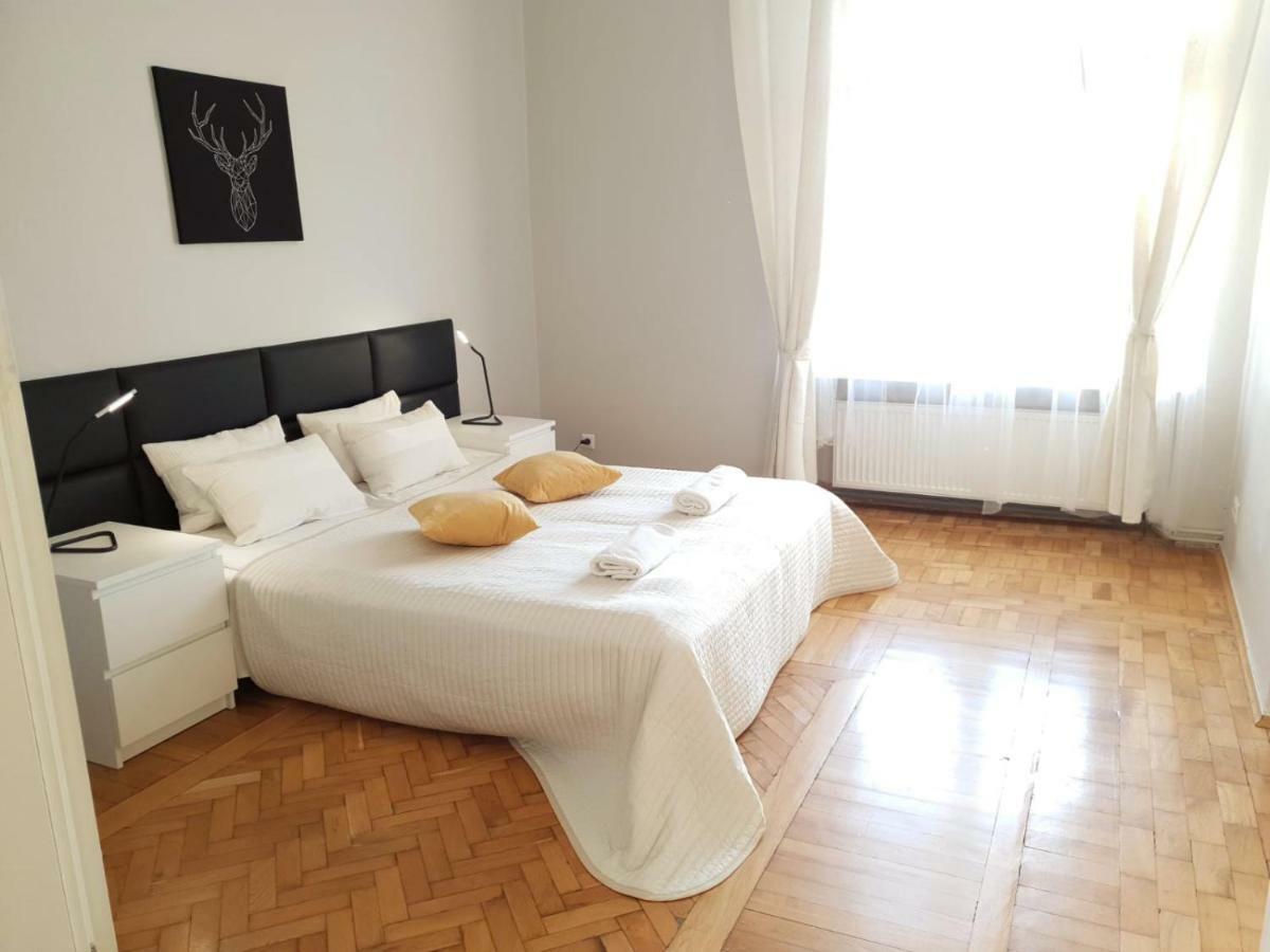 Main Market Square Apartments Cracovia Exterior foto