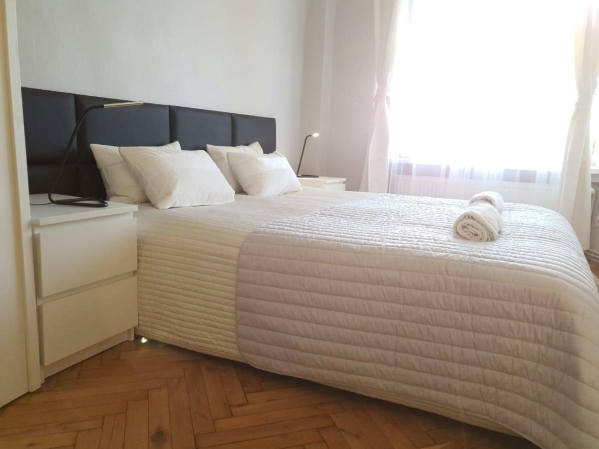 Main Market Square Apartments Cracovia Exterior foto
